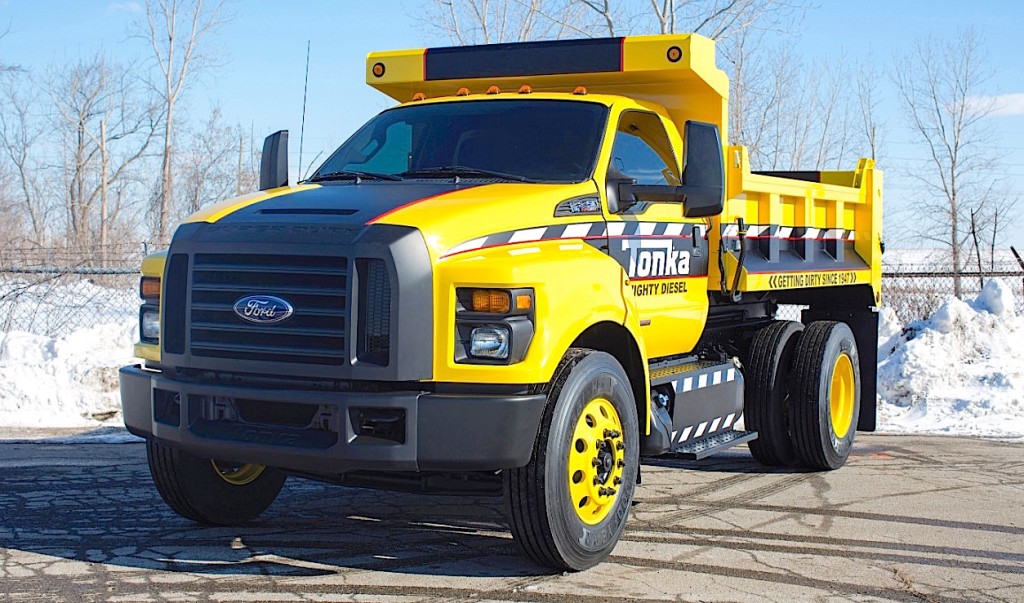 FordF750-Tonka_01_HR