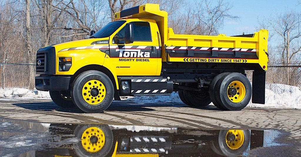 FordF750-Tonka_02_HR