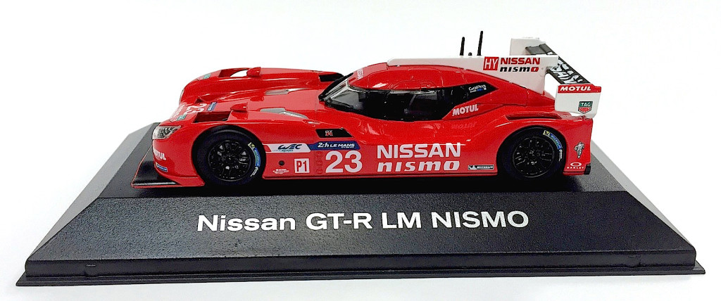 Nissan GT-R LM NISMO 1/43rd scale mini car